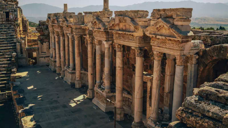 information about the roman propaganda